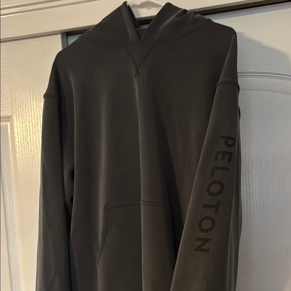 lululemon/ peloton collab Gray Knit Sweater - Picture 3 of 5